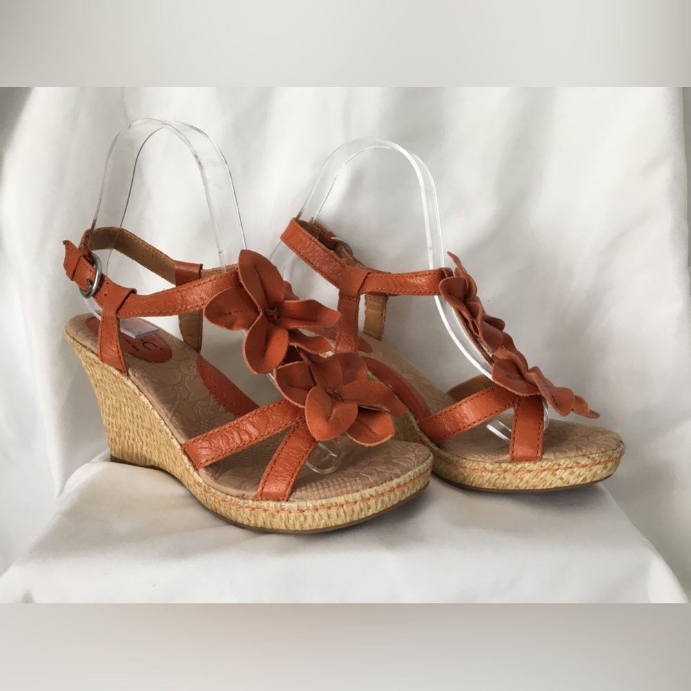 EUC B.O.C. Fun orange leather platform wedge with ankle buckle.